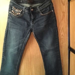 Liuce's Capri style Jeans